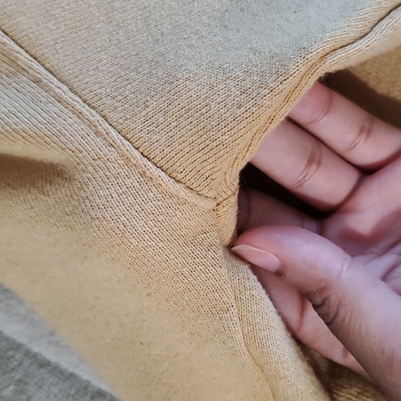 Women's Time And Tru Yellow Sweatshirt - Picture 5 of 5